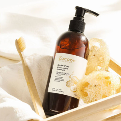 Gel tắm bí đao Cocoon 310ml giúp da sạch mịn màng và giảm mụn lưng thuần chay