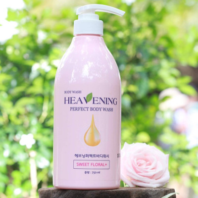 Set 02 chai sữa tắm dưỡng ẩm, làm trắng da toàn thân Hàn Quốc Heavening Perfect 750ml TẶNG kèm 01 Set 02 khăn cuộn cotton nhỏ (Giao màu ngẫu nhiên)