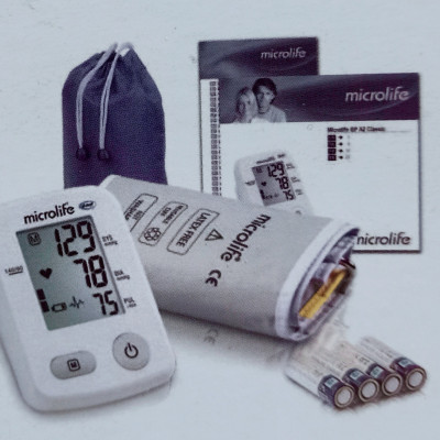 Máy đo huyết áp bắp tay Microlife BP A2 Classic tặng kèm Adapter