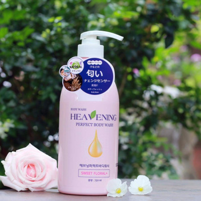 Set 02 chai sữa tắm dưỡng ẩm, làm trắng da toàn thân Hàn Quốc Heavening Perfect 750ml