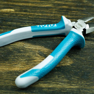 KỀM CẮT 6" (160MM), 7 " (180MM) TOTAL THT130606P, THT130706P - HÀNG CHÍNH HÃNG