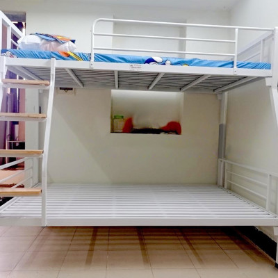 Giường sắt hai tầng giá cực sốc nhiều kích thước màu trắng MM09