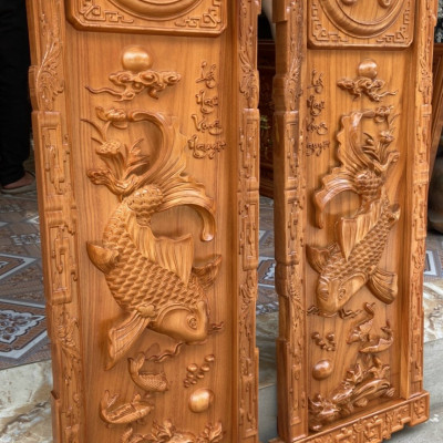 Tranh treo trạm khắc lý ngư vọng nguyệt bằng gỗ gõ kt 41×117×4cm