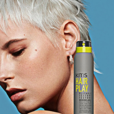 Xịt Tạo Kiểu Hấp Thụ Dầu Goldwell KMS Hairplay Không Bết Dính, Tóc Bóng Nhẹ Như Mây 250ml