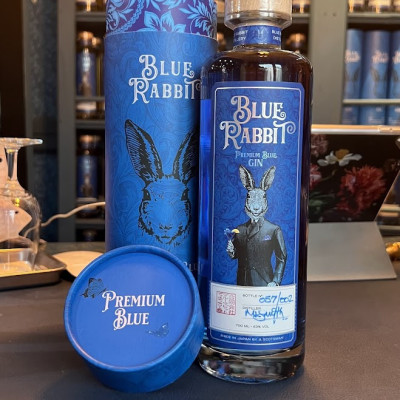 Rượu Gin Nhật Bản Blue Rabbit Premium Chai 700ml