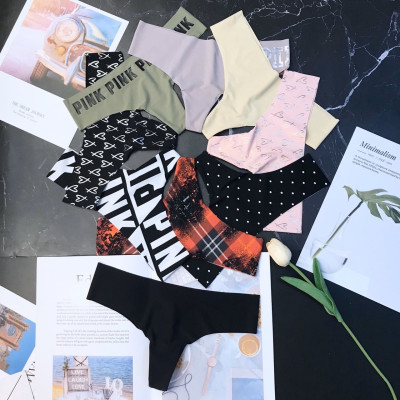 QUẦN LỌT KHE SU HỌA TIẾT 806