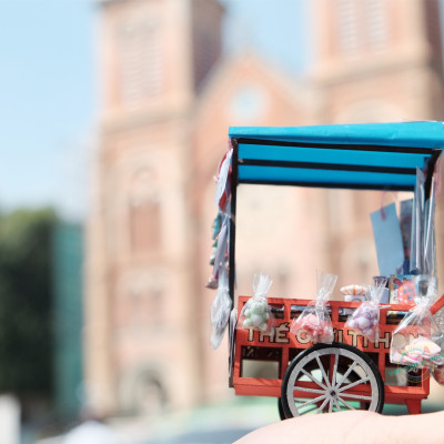 Mô Hình Sài Gòn Xưa Và Nay Thu Nhỏ - Thế Giới Tí Hon - Xe Đồ Chơi - HR10