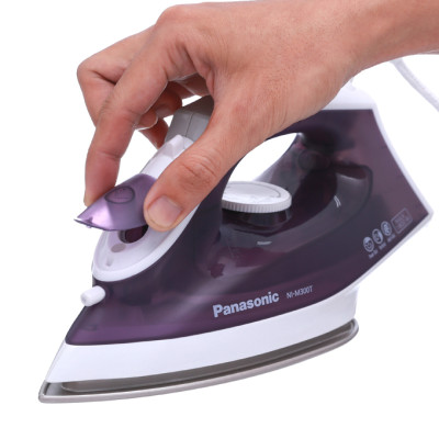 Bàn Ủi Hơi Nước Panasonic NI-M300TVRA Tím - Công suất 1800W - Phun hơi cực mạnh - Hàng chính hãng - Bảo hành chính hãng 12 tháng , Chất lượng Nhật Bản