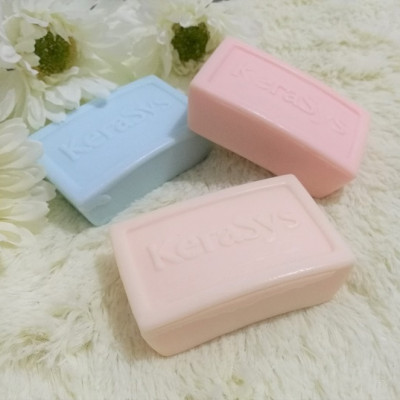 Xà bông tắm dưỡng da Kerasys Silk Moisture Hàn Quốc 100g - Danh cho da khô [Thêm móc khoá] 