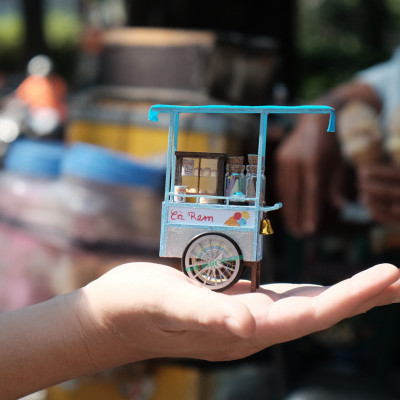 MÔ HÌNH TỰ LẮP RÁP DIY SÀI GÒN TÍ HON - XE KEM - HR05