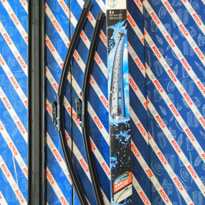 BỘ GẠT MƯA BOSCH AEROTWIN EURO SET AUDI Q7 3.6/4.2 4LB (2009-2015) - 24X26 (7215)