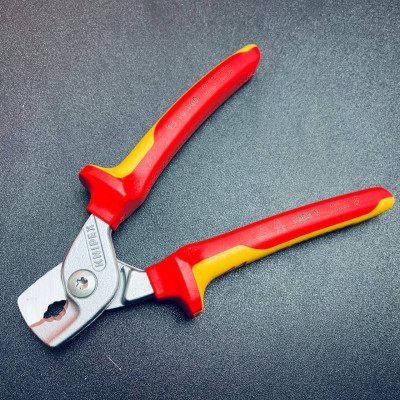 KỀM CẮT CÁP ĐỒNG NHÔM CÁCH ĐIỆN 1000V KNIPEX 95 16 160 | 95 16 160