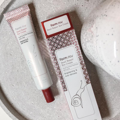 Kem Dưỡng Ngăn Ngừa Quầng Thâm Và Làm Sáng Vùng Mắt  Farmstay Snail Repair Eye Cream 40g – Hàng Chính Hãng