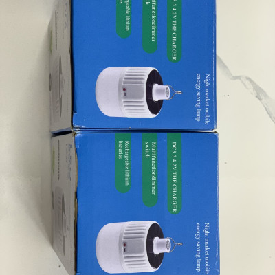 Đèn led KG62 tích điện năng lượng mặt trời siêu sáng, ánh sáng trắng có remote điều khiển và tấm pin năng lượng mặt trời / thích hợp đi vườn, cắm trại, picnic , khi nhà cúp điện 120w- Hàng chính hãng