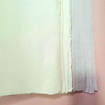 Giấy dó pha bóc 3 khổ 37x52cm dùng để vẽ tranh, viết thư pháp, gấp giấy, làm thủ công - Giấy dó truyền thống Việt Nam