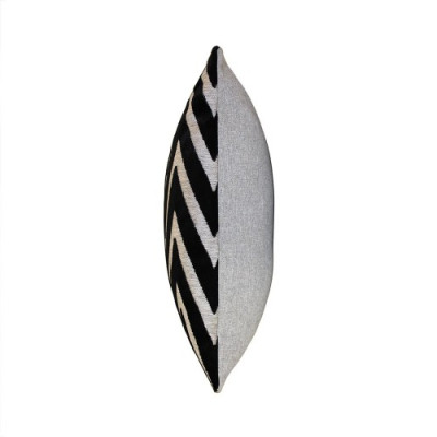 SCATTER BOX Vỏ Gối cao cấp nhập khẩu Ireland Anh Quốc BOWIE màu BLACK C/COVER kích thước 43x43CM Phong cách tân cổ điển