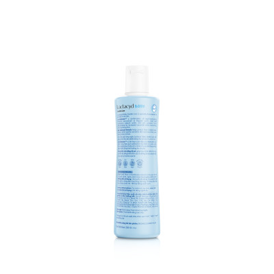Sữa tắm giảm rôm sảy, hăm kẽ cho bé Lactacyd BB (Chai 250ml)