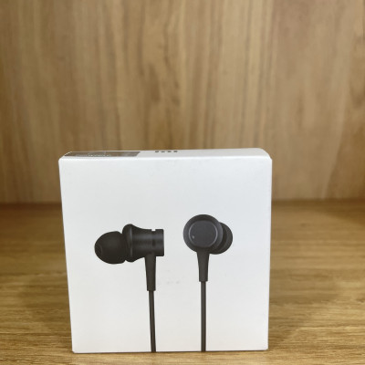 Tai nghe Mi In Ear Headphones Basic- Hàng chính hãng