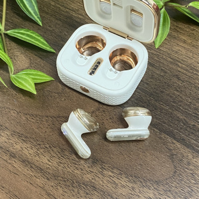 Tai nghe Bluetooth nhét tai không dây TWS Rockspace Retro Mix Tape nghe nhạc lên đến 20h Hàng chính hãng có bảo hành