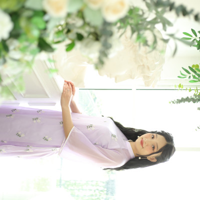 Áo dài cách tân tơ tím 4 tà thêu hoa lá ( size M )