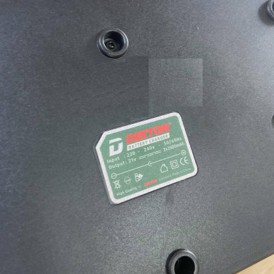 SẠC ĐÔI NHANH THẾ HỆ D21 (SẠC 2 PIN) DEKTON D21-S35X2 - HÀNG CHÍNH HÃNG