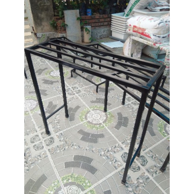 Kệ kê chậu cây ban công sân thượng. Dài 80cm. Rộng 20-25-30cm. Cao 30-40-50-60cm. 1,2,3 nan phụ giằng chân. hộp thép 2x2cm ( Hàng Chính Hãng )