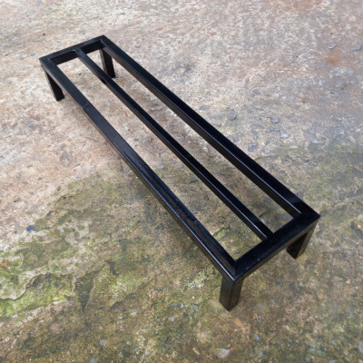 Kệ sắt kê chậu cây Dài 50 cm.Rộng 15-20-25cm Cao 10-15-20cm.hộp thép 20 x 20 mm ( Hàng Chính Hãng )