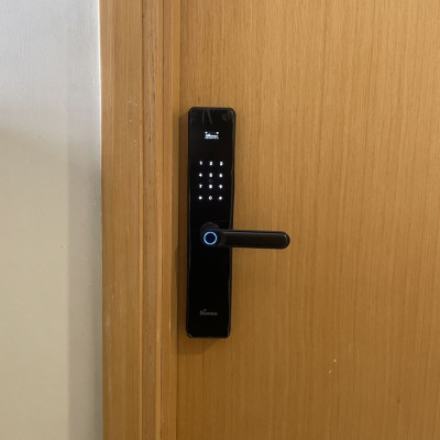 Khóa cửa thông minh Demax SL-C622 BL App wifi - Hàng chính hãng