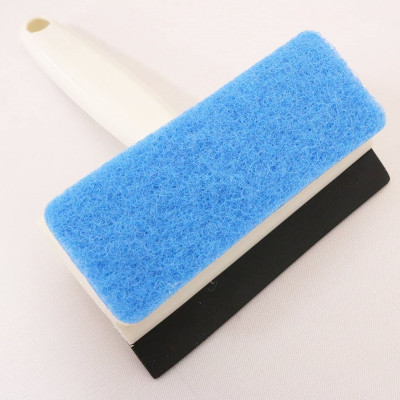 Combo 01 Bàn chải chà cửa kính, tường gạch men nhà tắm Kokubo có móc treo tiện dụng + 01 Găng tay cao su gia dụng - Nội địa Nhật Bản