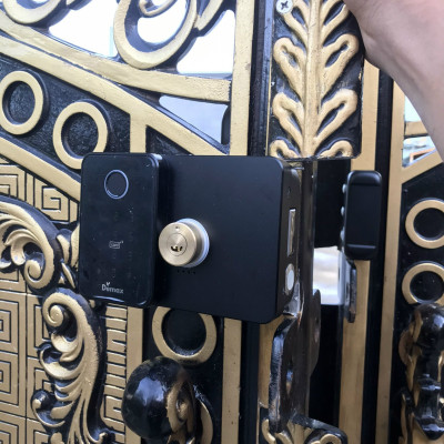 Khoá cửa cổng chống nước DEMAX SL602WP-APP