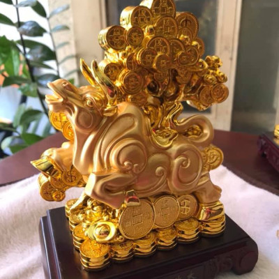 Tượng Trâu Vàng Mới Đứng khối tiền Cây tài lộc  Màu Vàng đặt bàn làm việc may mắn ạ  Size cao 20cm x ngang 15cm x sâu 10cm ạ