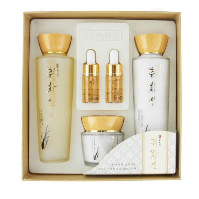 Kem dưỡng ẩm săn chắc da, dưỡng trắng và ngăn ngừa nếp nhăn CHWI HWA SEON BO SEUP LOTION 150ml - Hàng chính hãng