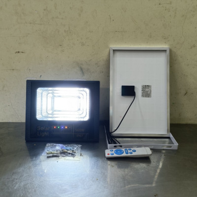 Đèn led năng lượng mặt trời SUN - 28100 100W, Đèn năng lượng mặt trời IP 67