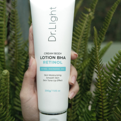 COMBO 2 Kem Body Dr.Light Kem dưỡng Trắng Sáng Da Với Hợp Chất Retinol Niacinamide BHA 200ml
