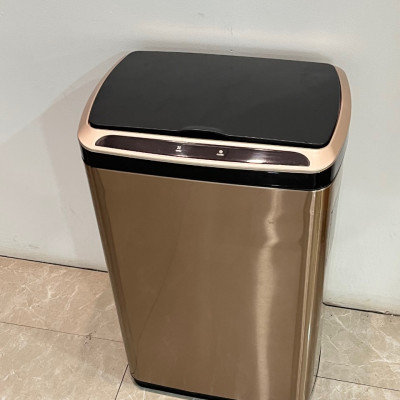 Thùng Rác Tự Động inox 40L