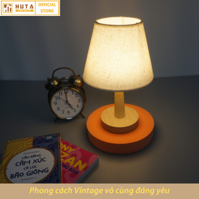 Đèn ngủ để bàn HUTA G2S Gỗ Chao Nón Vintage Dễ thương Decor Trang trí phòng ngủ, Đọc Sách Đầu Giường, Đầu Cắm USB, Đèn Vàng Bóng LED Tiết Kiệm Điện