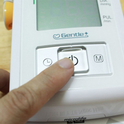 Máy Đo Huyết Áp Bắp Tay Microlife A3 Basic