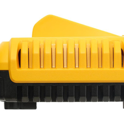 BỘ SẠC PIN 10.8-18V DEWALT DCB117-KR - HÀNG CHÍNH HÃNG