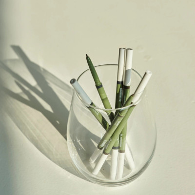 Chì Kẻ Mày Glamrr Q Bền Màu Thuần Chay VEGAN SUPER STAY BROW PENCIL (0.08g)