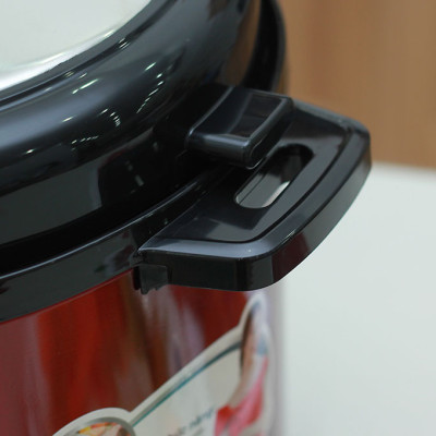 Nồi Áp Suất Đa Năng Sunhouse DNDSHD1552 - 5L (Đỏ Đen) - Hàng chính hãng