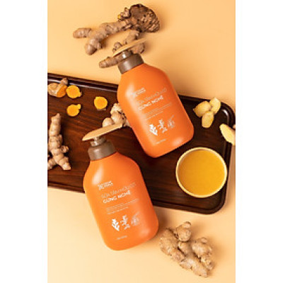 Combo 2 chai Sữa tắm thảo dược hữu cơ Gừng Nghệ Cỏ Cây Hoa Lá - Chiết Xuất Từ 7 Loại Thảo Dược Quý - Phòng Cảm, Tránh Gió, Dưỡng Da - Cho Con Cho Mẹ, Cho Đại Gia Đình, chai 500gr