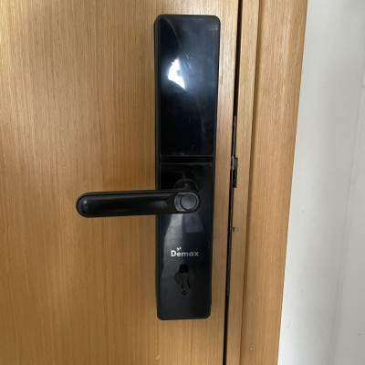 Khóa cửa thông minh Demax SL-C622 BL App wifi - Hàng chính hãng