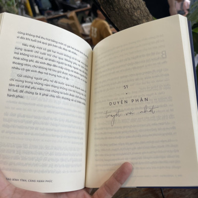 CÀNG BÌNH TĨNH – CÀNG HẠNH PHÚC - Vãn Tình - Mỹ Linh dịch - Bloom Books - Azbooks- NXB Phụ Nữ – bìa mềm
