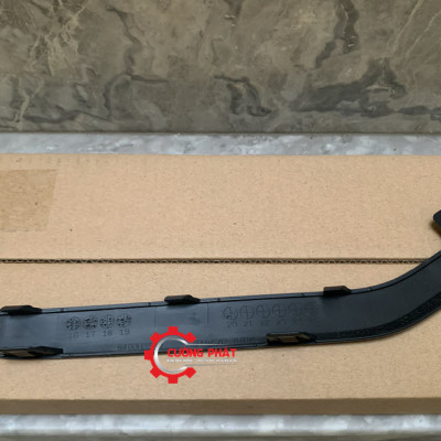 Ốp viền cản trước Mitsubishi Xpander 2018-2021 