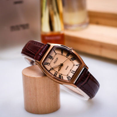 Đồng Hồ Nữ Julius Hàn Quốc JA-703LD Cổ Điển Dây Da Màu Nâu