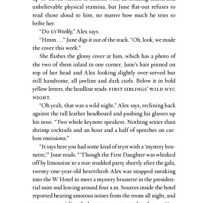 Sách ngoại văn: Red, White And Royal Blue