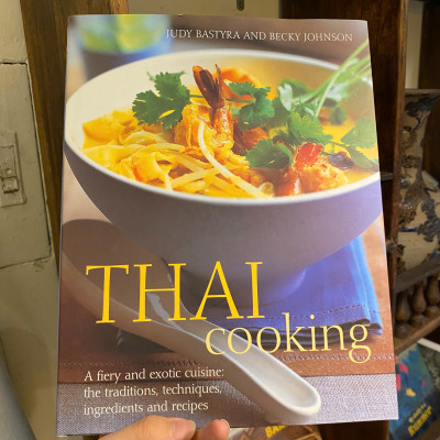 Sách - Thai Food and Cooking by Judy Bastyra | Thai Food Recipes and History - English Cookbook