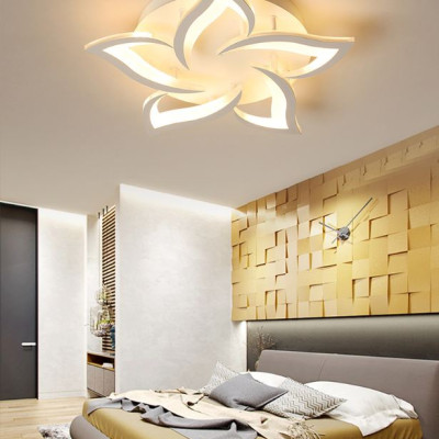 Đèn trần Acrylic cánh hoa hiện đại tiết kiệm năng lượng