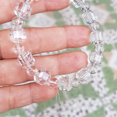  Vòng tay phong thuỷ nữ đá thạch anh trắng trong tự nhiên kiểu vuông giác tròn Size hạt vuông 10mm hạt tròn nhỏ 6mm Nữ mệnh kim mệnh Thủy đeo hợp may mắn tốt sức khoẻ công việc ạ