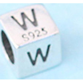 Combo 2 cái charm bạc ô vuông khắc chữ cái xỏ ngang - Ngọc Quý Gemstones